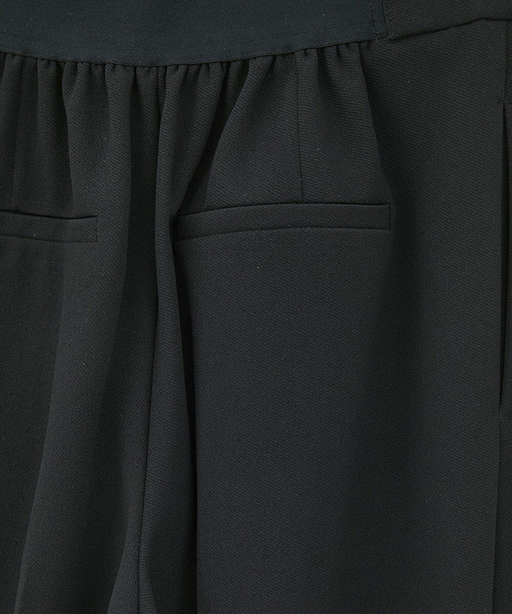 Green Parks きれいシルエットパンツ（テーパード） 