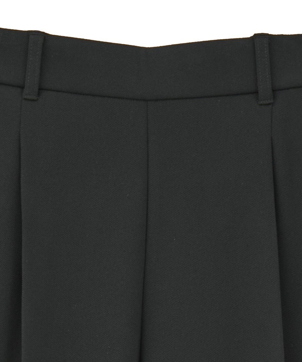 Green Parks きれいシルエットパンツ（テーパード） 