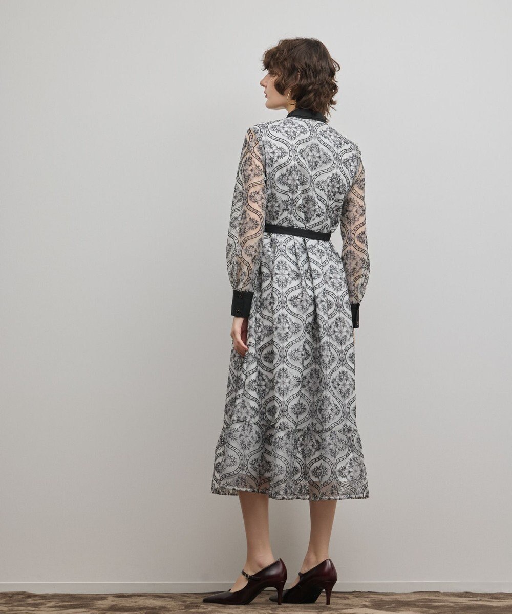 GRACE CONTINENTAL オーナメント刺繍フレアワンピース 