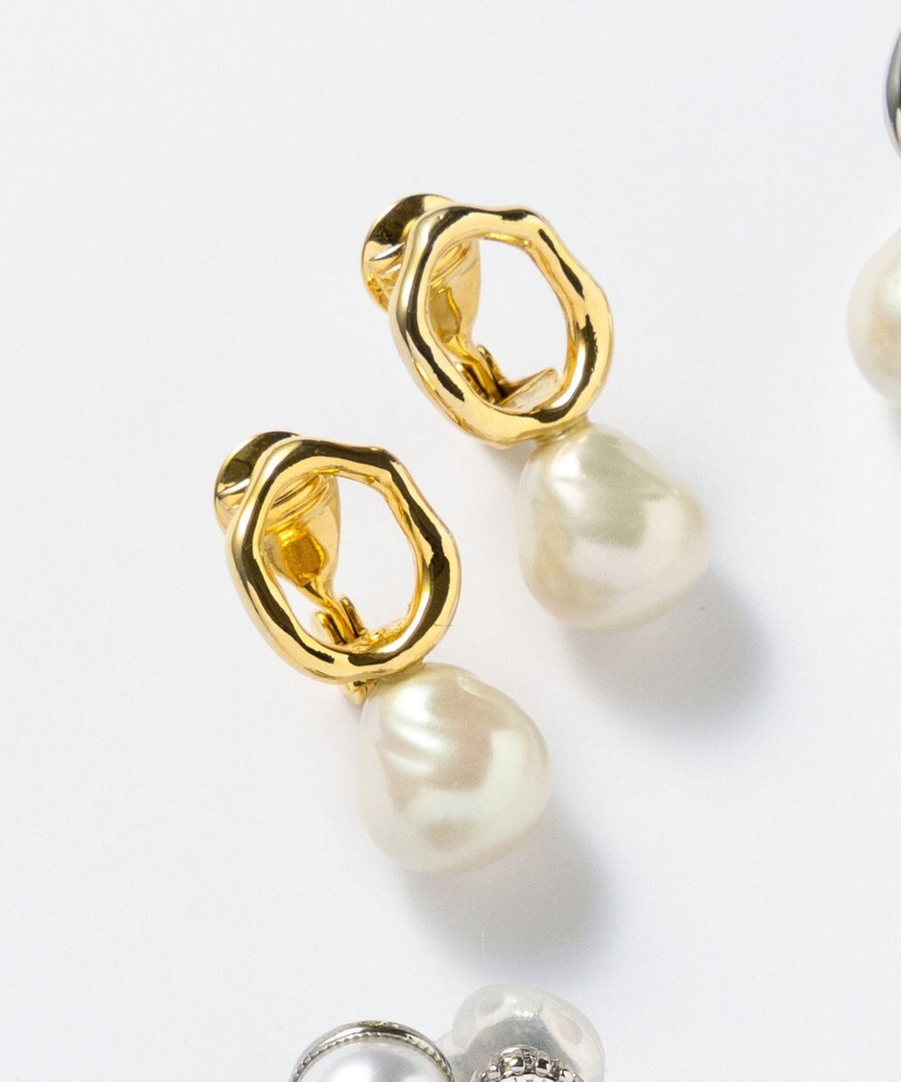 23区 【好評につき追加生産】バロック パール イヤリング 