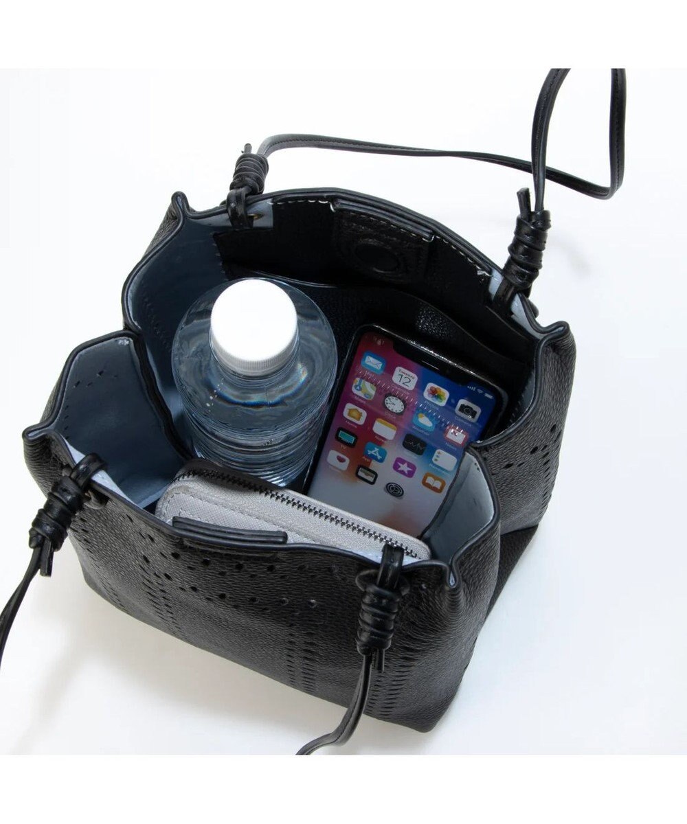 UNBILLION kakatoo パンチングスクエアトート 