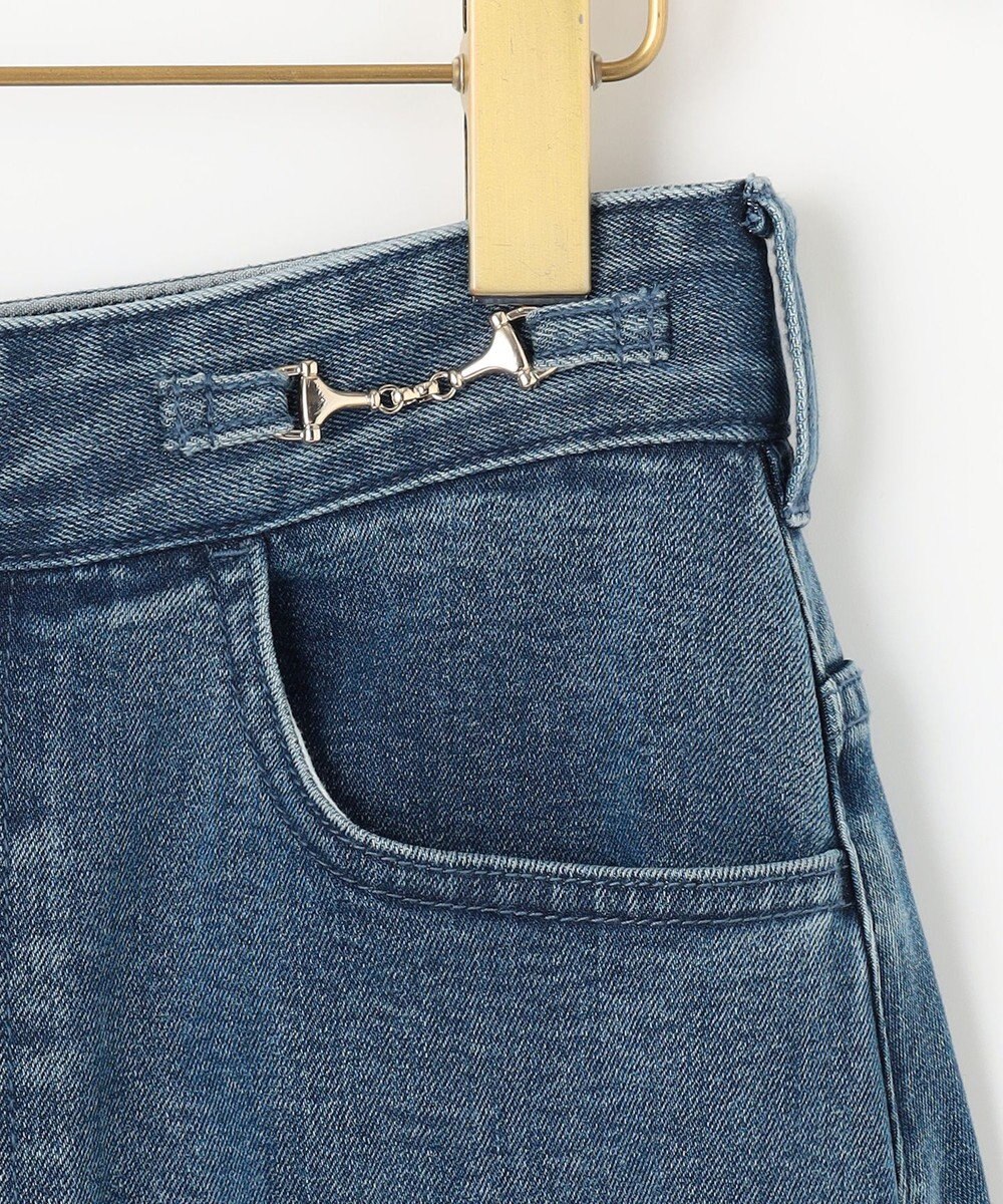 組曲 S ライトデニム ビット付きフレアスカート 