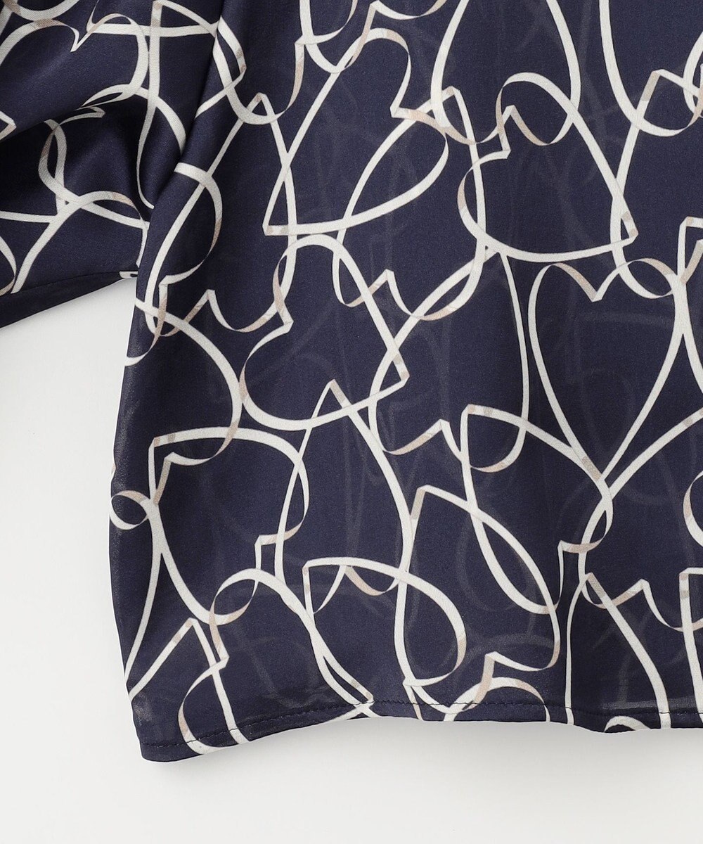 GRACE CONTINENTAL ラインハートケープブラウス 