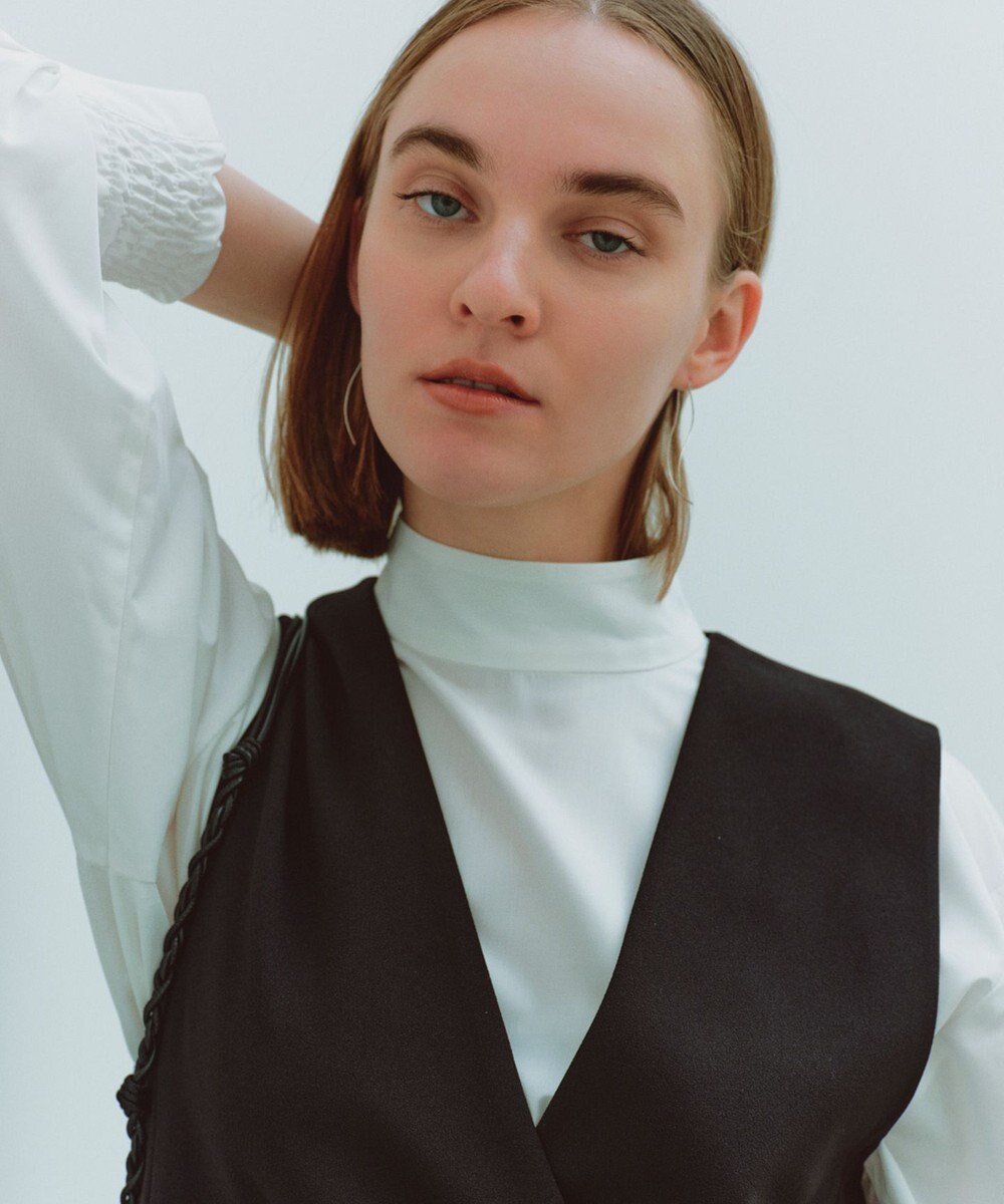 UNFILO L ハイネックブラウス 