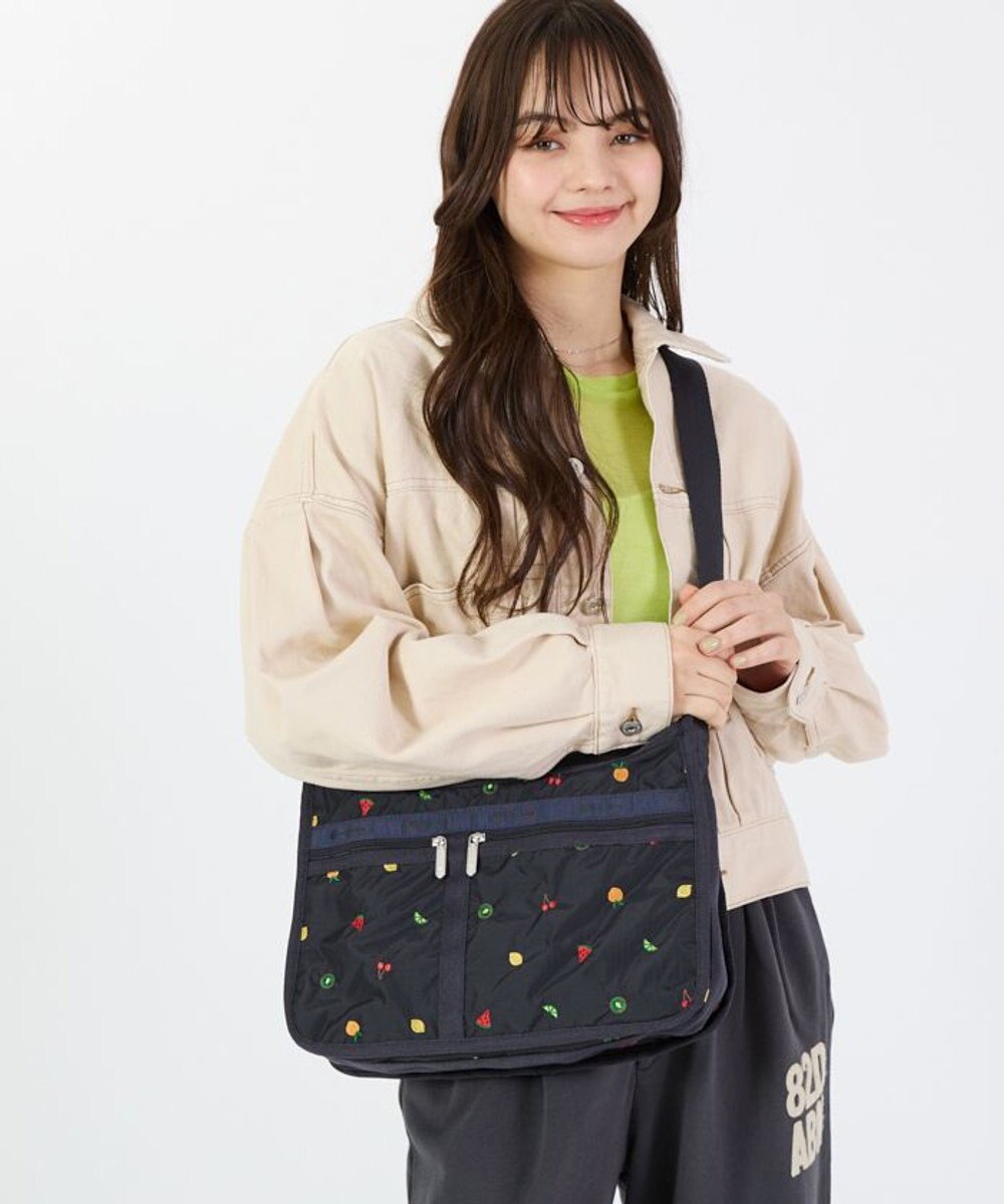 LeSportsac DELUXE EVERYDAY BAG/ミックスドフルーツエンブロイダリー 