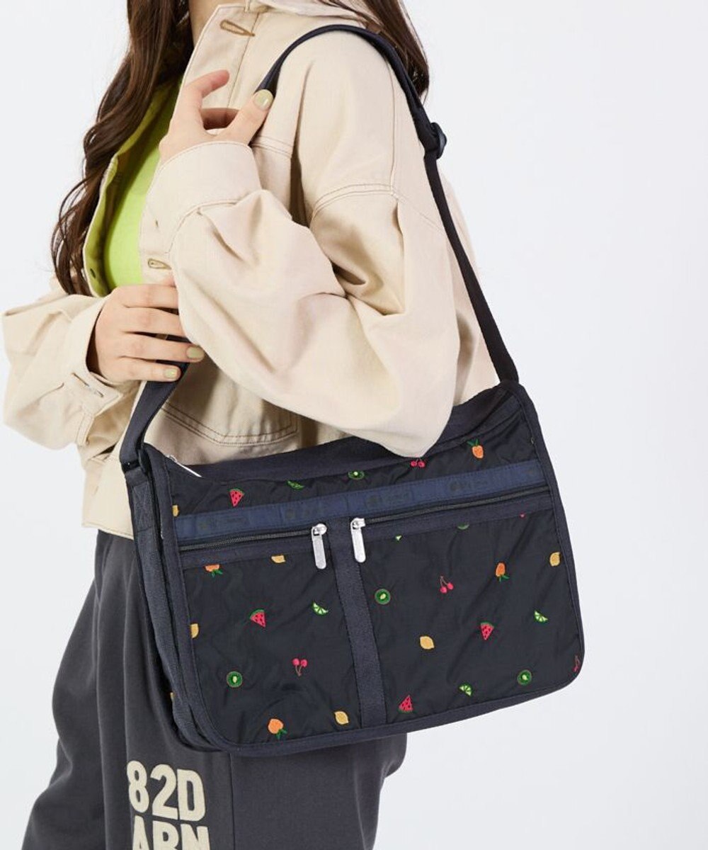 LeSportsac DELUXE EVERYDAY BAG/ミックスドフルーツエンブロイダリー 