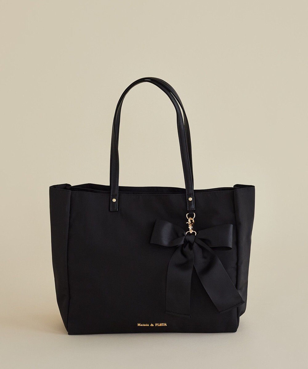 Maison de FLEUR リボンチャーム付き3ルームトートバッグ 