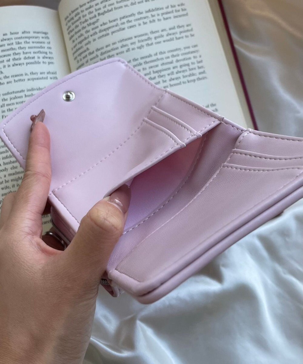 WEGO メタルロゴキルティングウォレット 