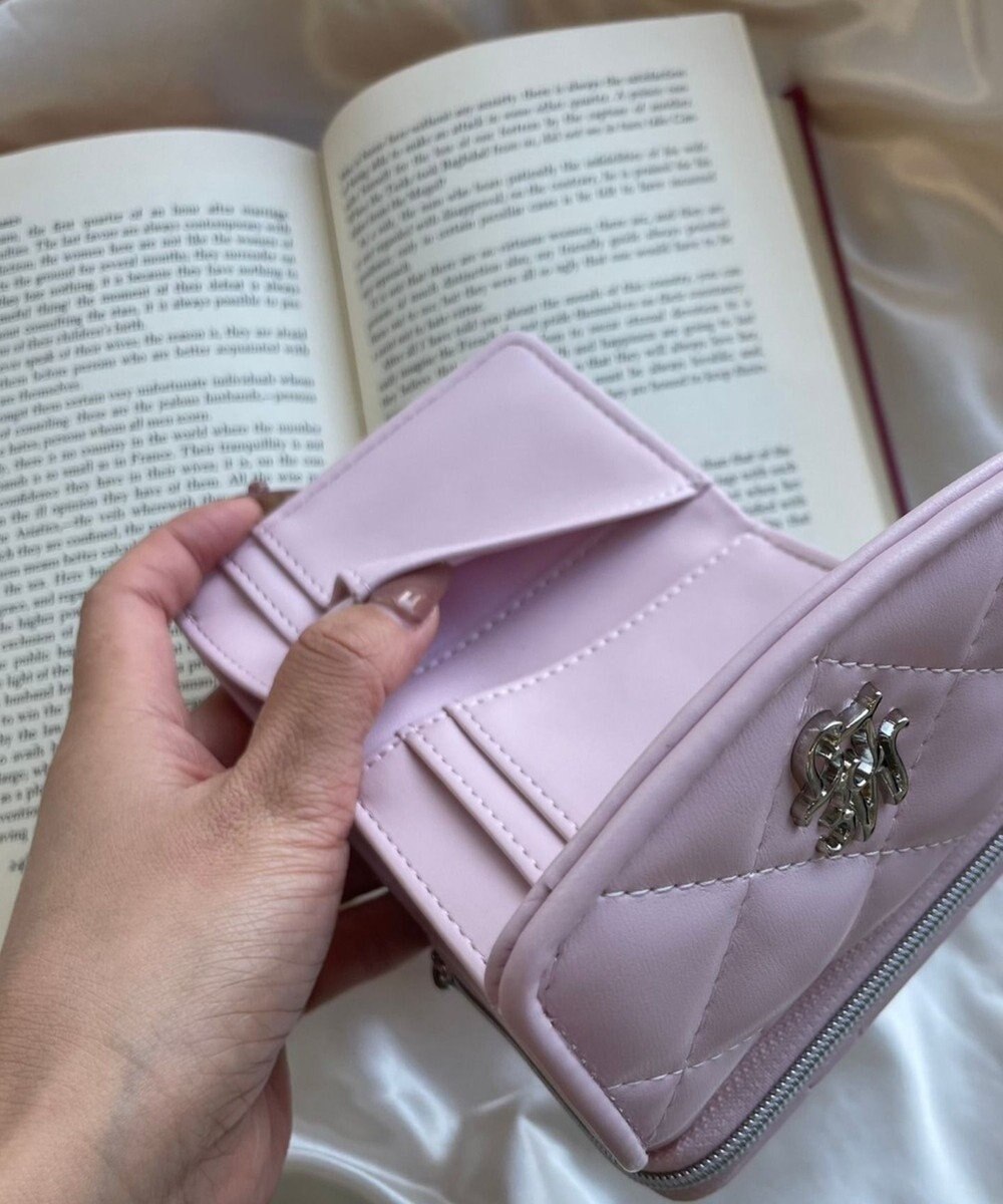 WEGO メタルロゴキルティングウォレット 