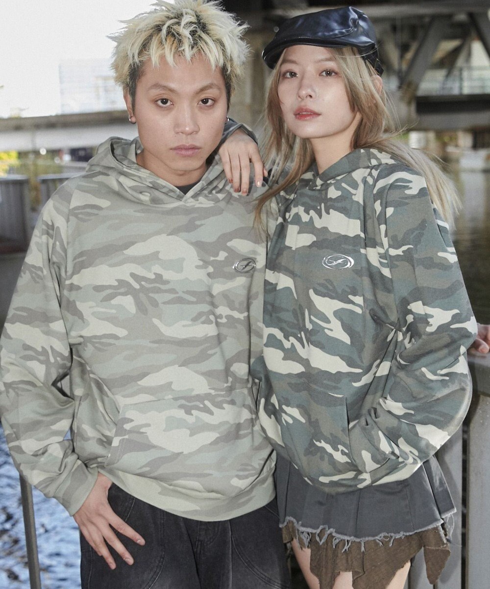 WEGO 【ユニセックス着用ITEM】パターンメタルワンポイントプルパーカー 