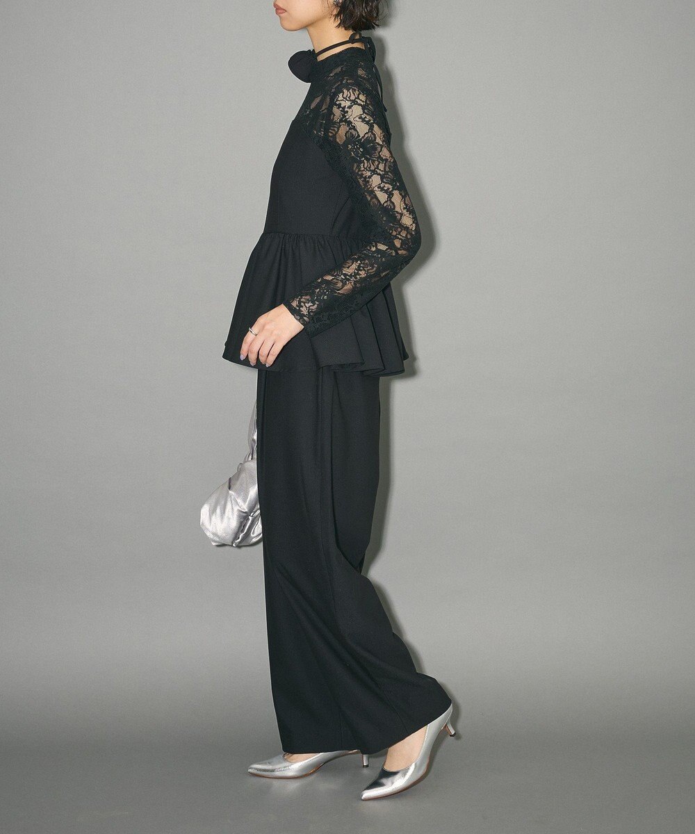 Green Parks コサージュ付レースペプラムロンパース 