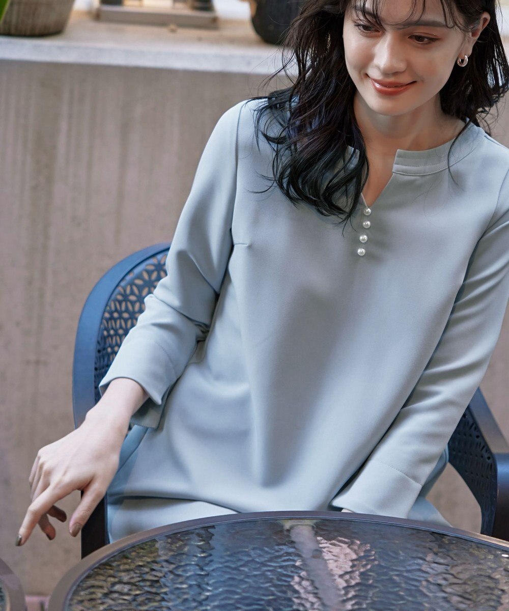 Tiaclasse 【ダブルストレッチ・洗える】スキッパーパールチュニックブラウス 