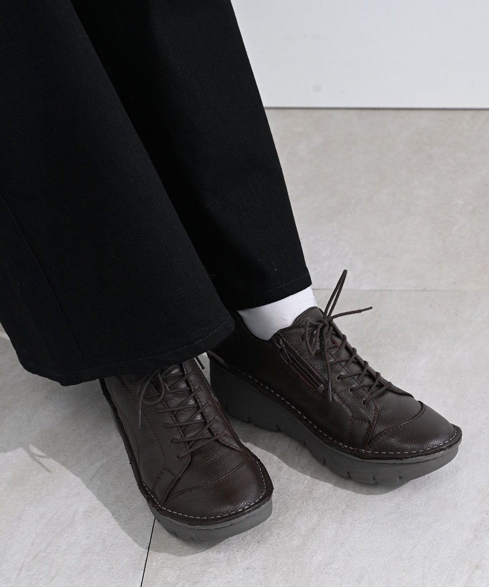 Pointer 本革超軽量レースアップスニーカー 