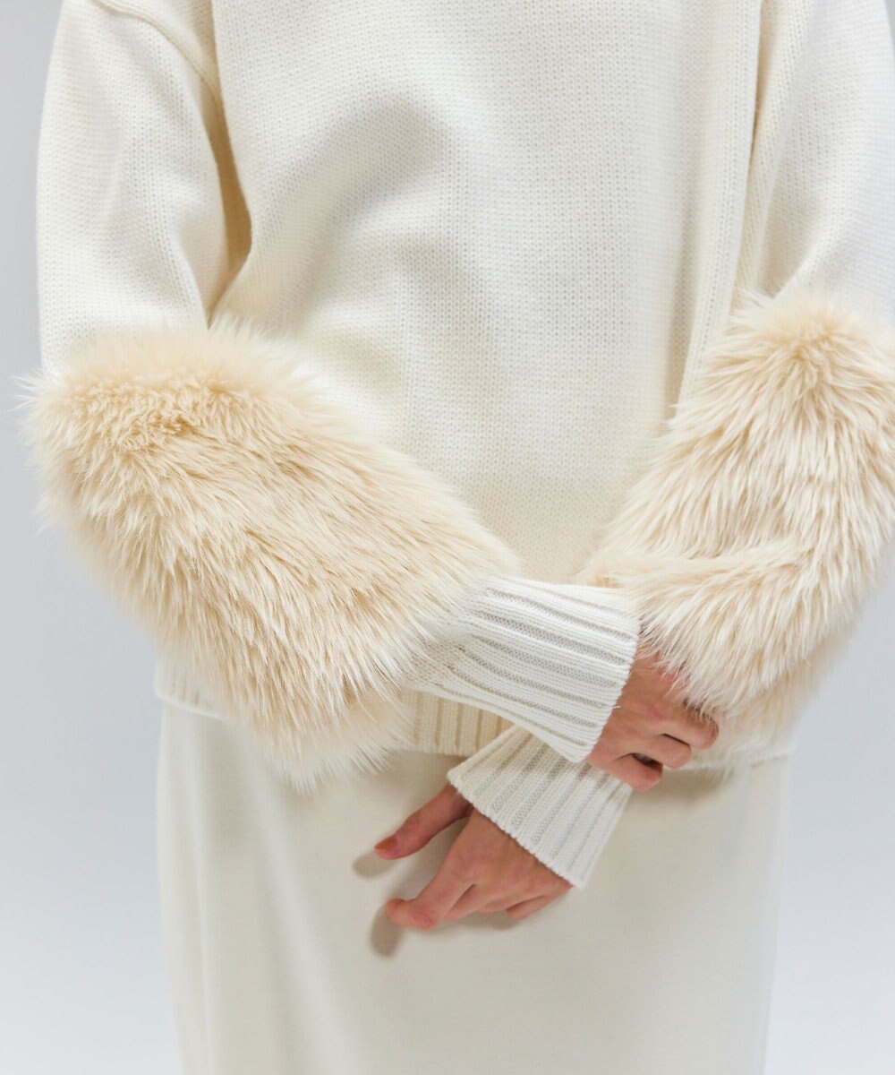 BEIGE， 【洗える・VERY NaVY12月号掲載】CHESTER / フェイクファークルーネックニット 