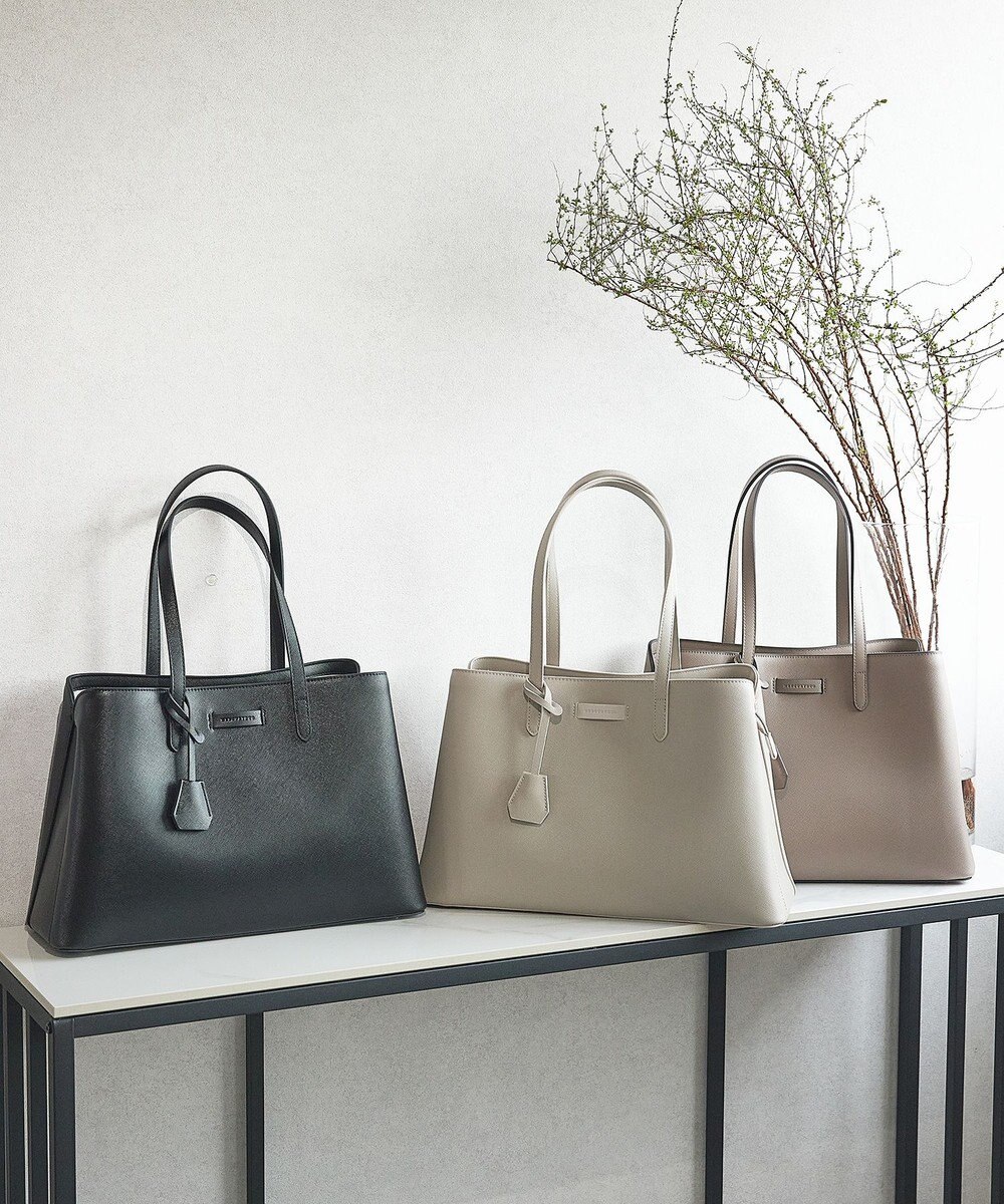 style code 【MERCURYDUO/マーキュリーデュオ】通勤、通学、リクルート両アオリポケットA4トートバッグ　キーチャーム付 