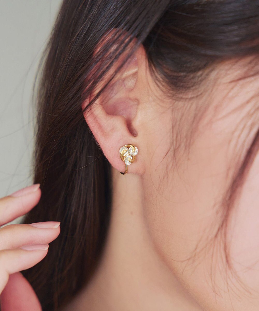 Tiaclasse 【安田美沙子さん着用・金属アレルギー対応】スウィングストーンピアス/イヤリング 