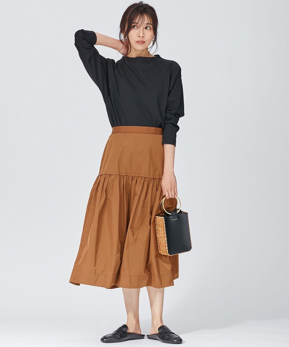 23区 メモリータフタ ティアード スカート 