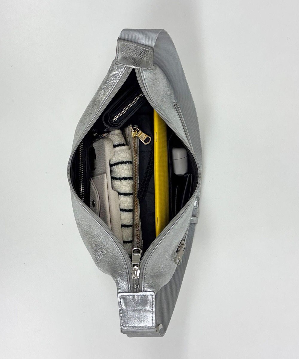 russet ソフトレザーラウンドショルダーバッグ【シルバー】(CE-1470-WEB) 