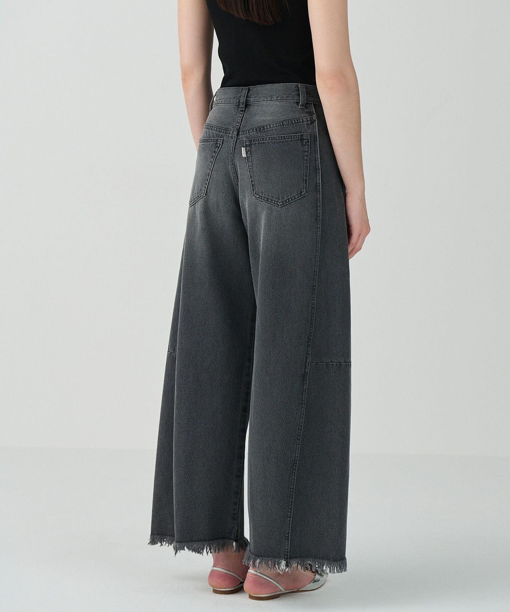 GRACE CONTINENTAL カーヴィデニムパンツ 