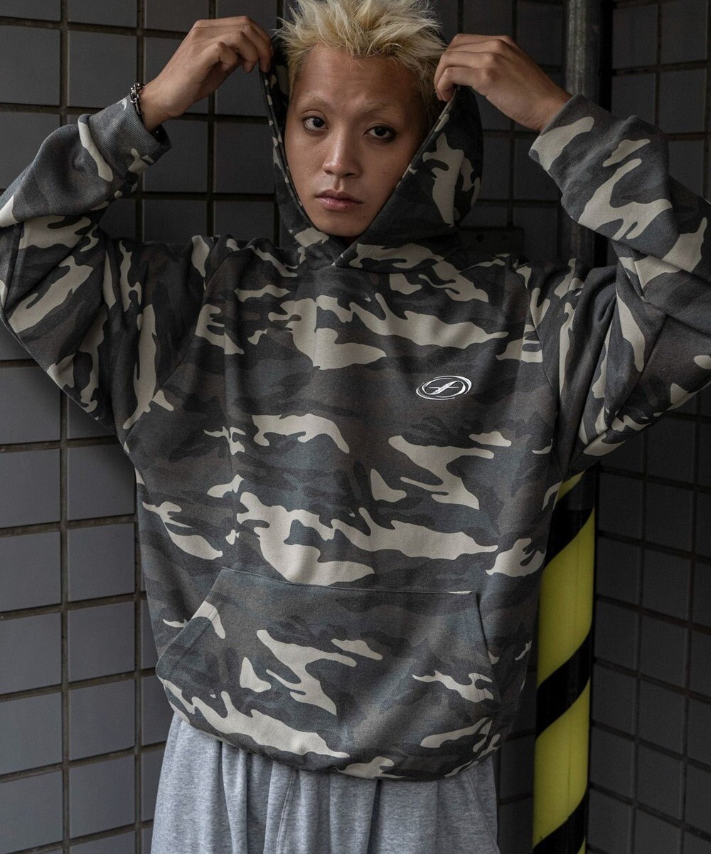 WEGO 【ユニセックス着用ITEM】パターンメタルワンポイントプルパーカー 