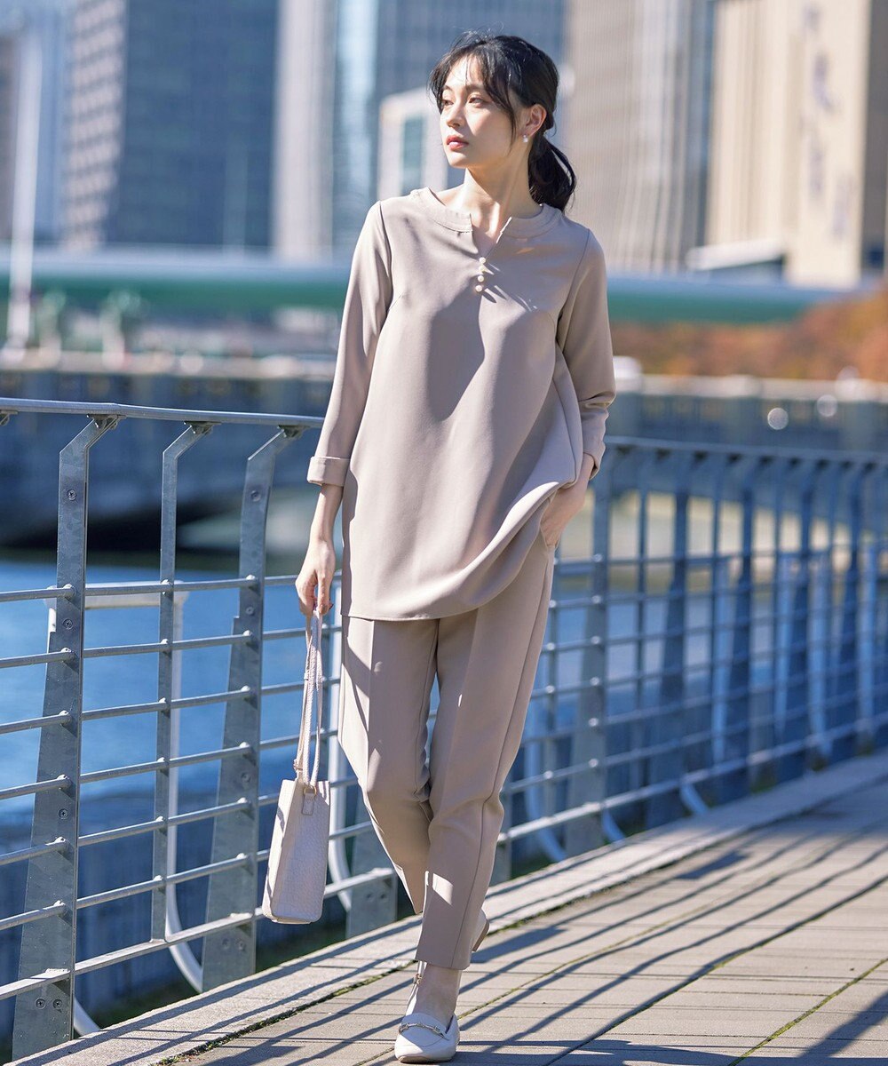 Tiaclasse 【ダブルストレッチ・洗える】スキッパーパールチュニックブラウス 