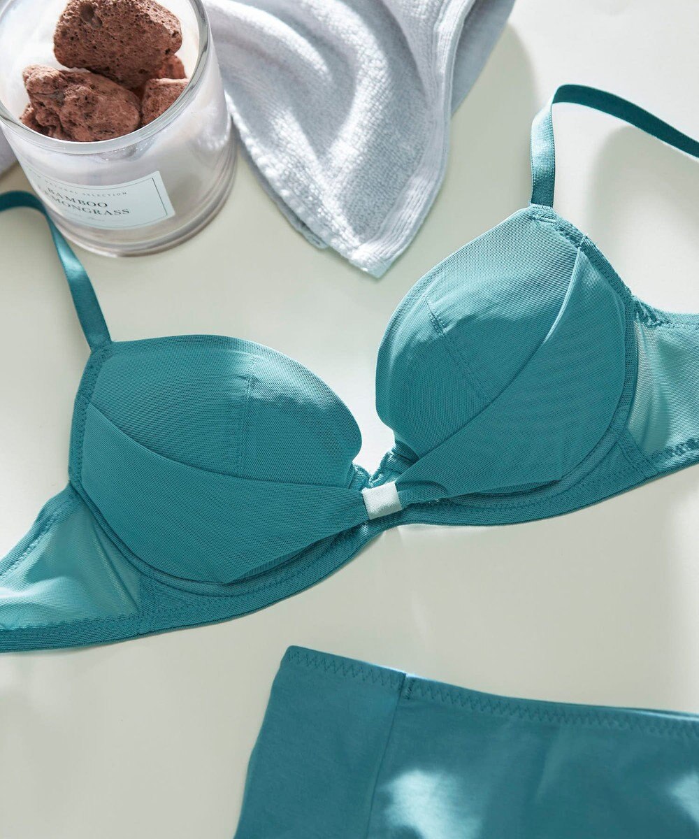 une nana cool 胸もとフィットをリボンでキープ リボンブラ 