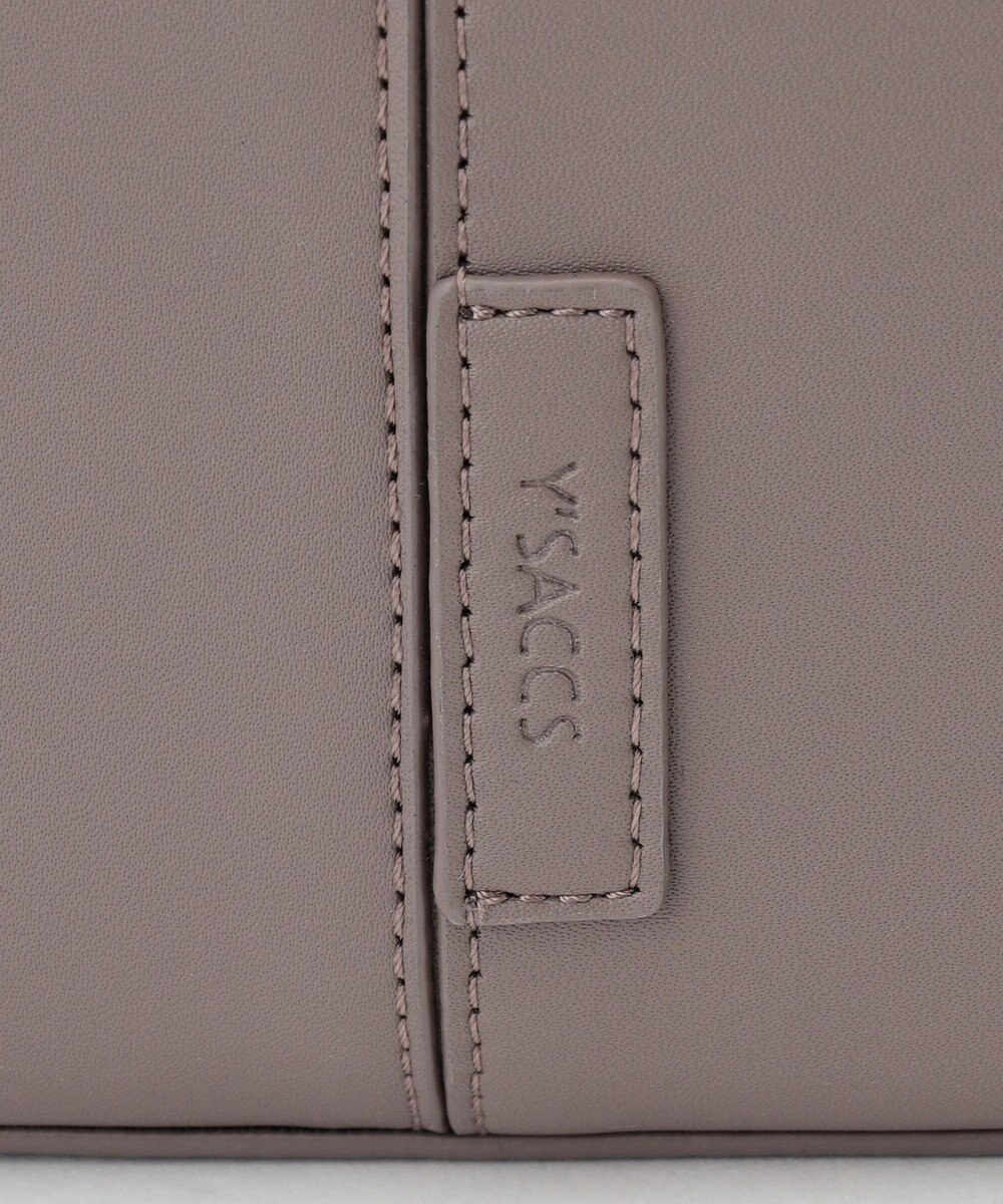 Y'SACCS ハーフムーンボディショルダーバッグ 