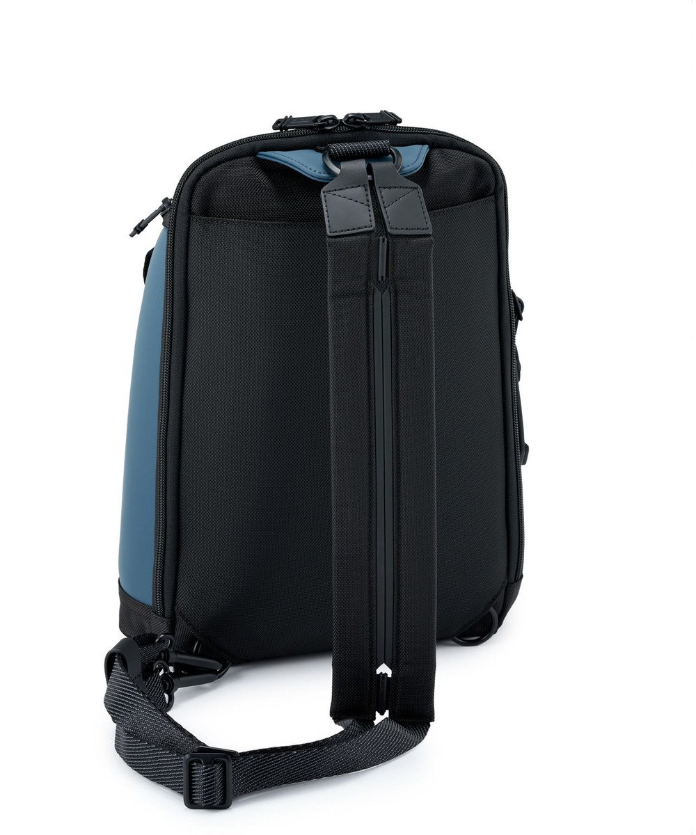TUMI ALPHA BRAVO 「ナイト」スリング 