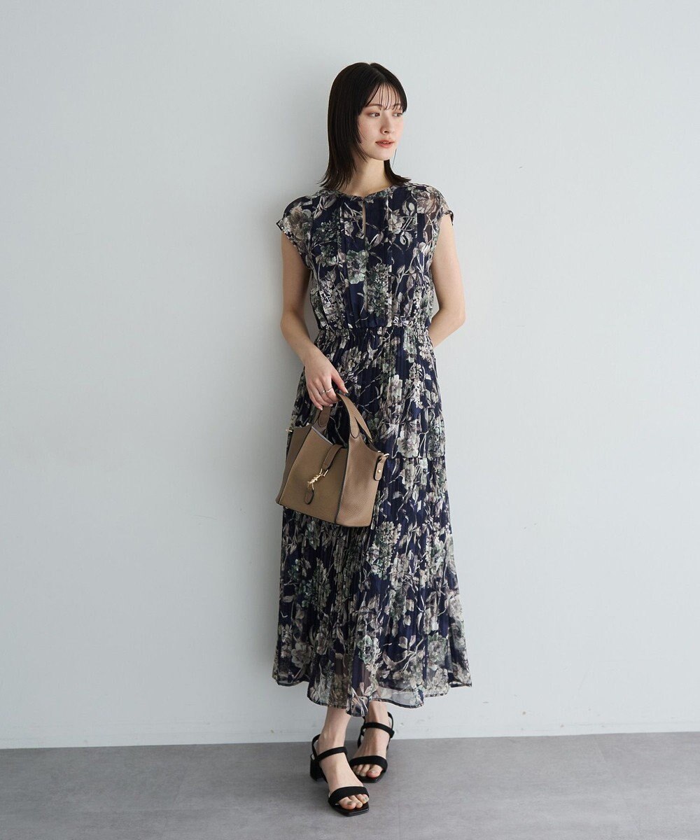 YECCA VECCA フラワー柄シアープリーツワンピース 