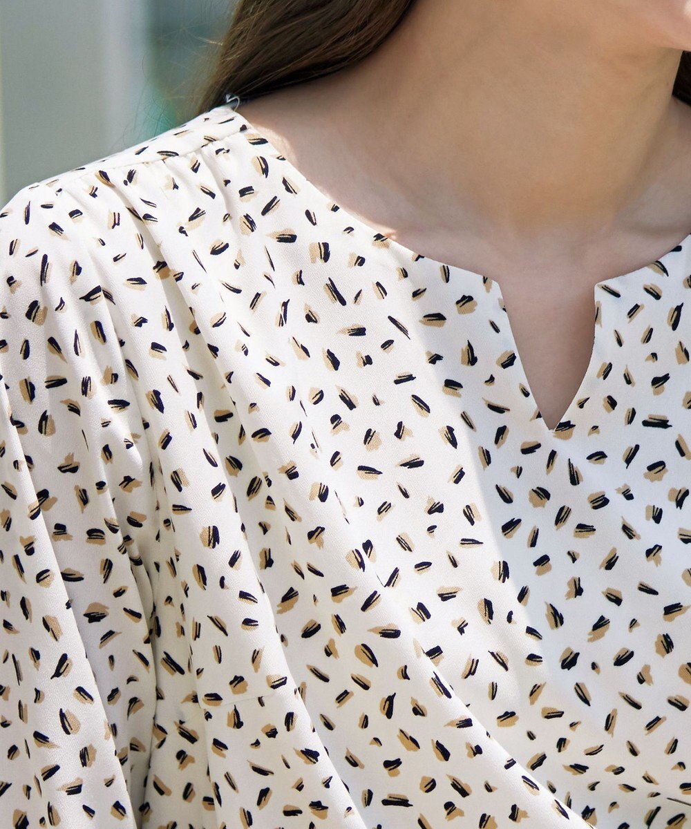 Tiaclasse 【洗える】柄プリントブラウス 