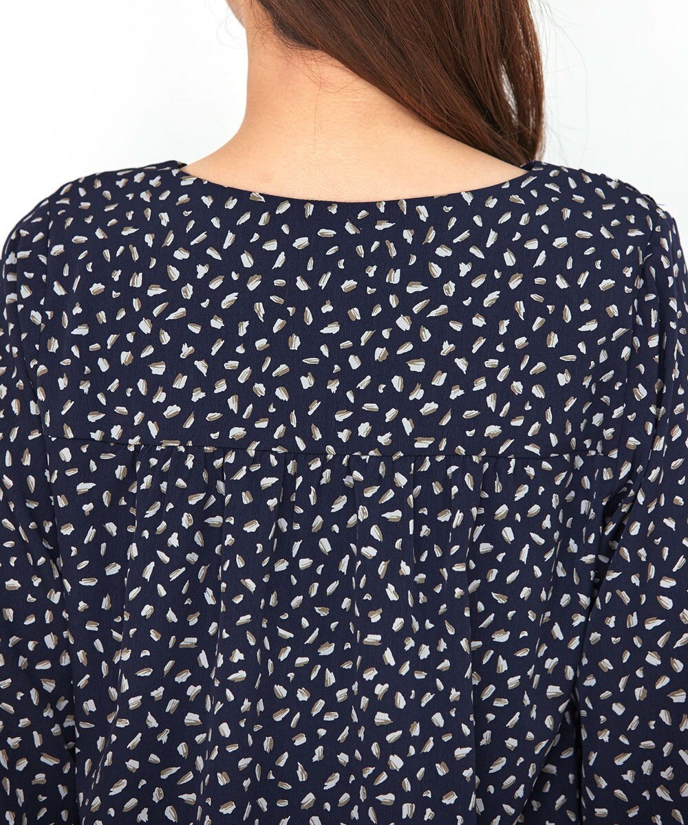 Tiaclasse 【洗える】柄プリントブラウス 