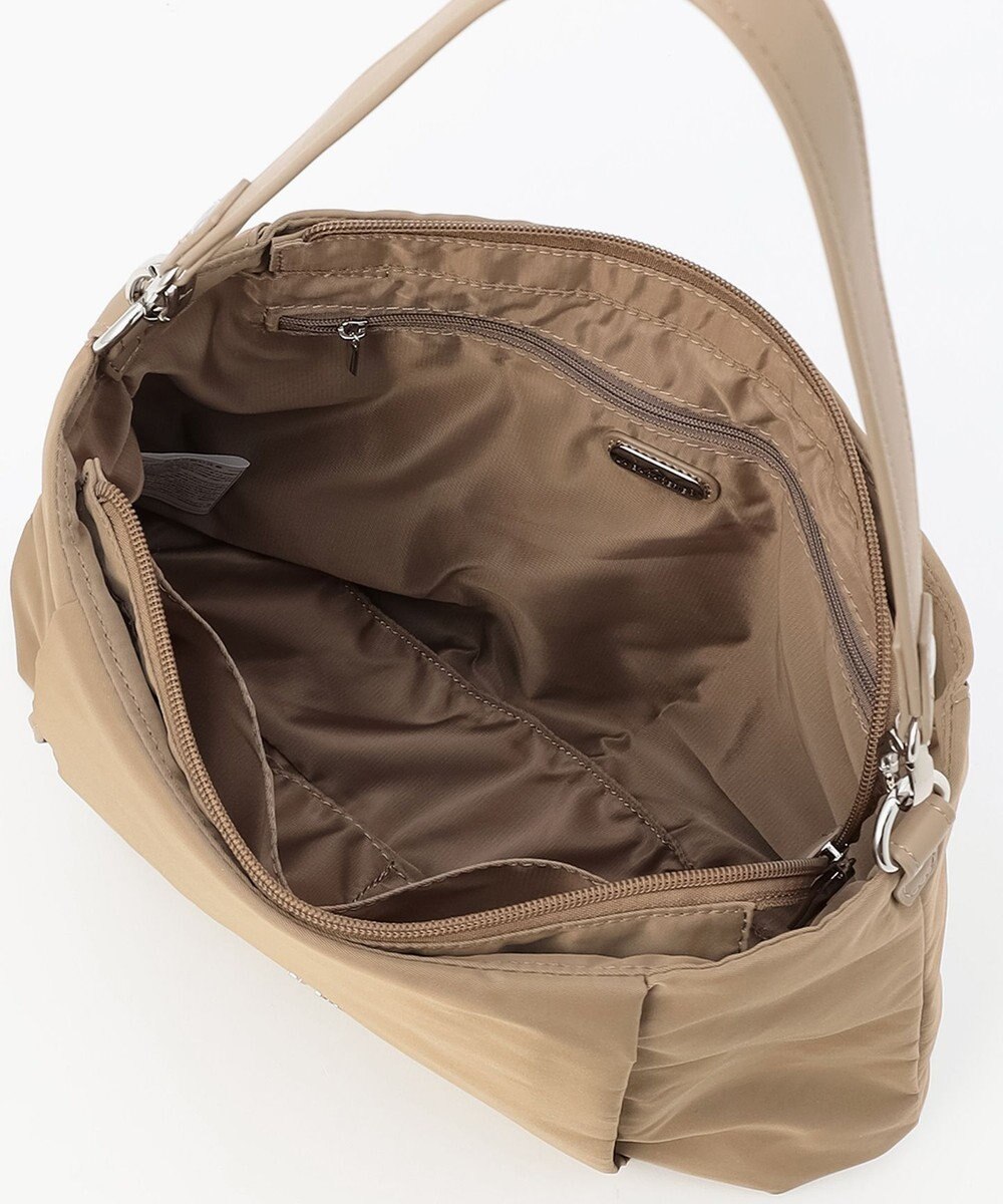 LA BAGAGERIE 多収納ナイロン2WAYショルダー 