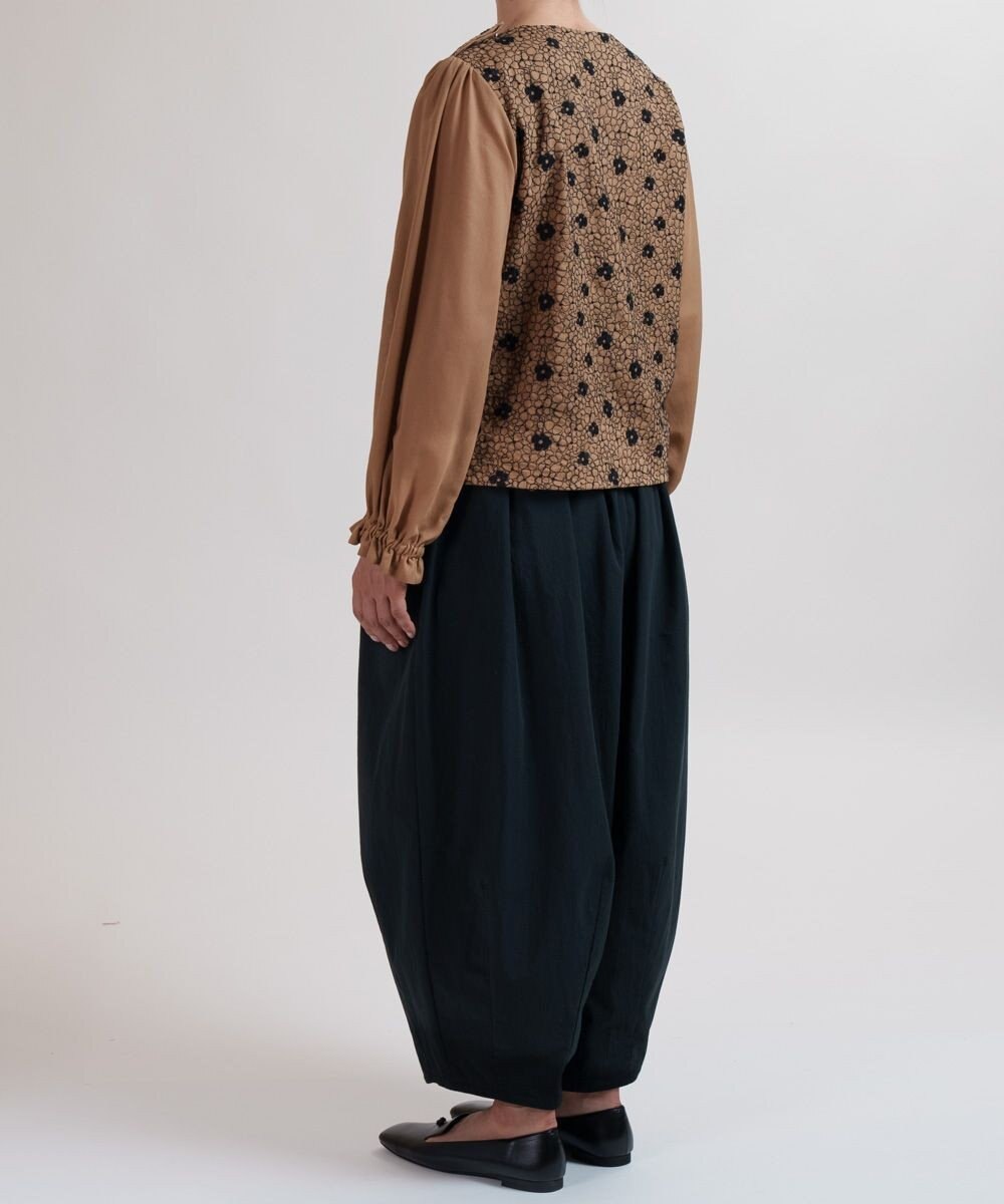 muuc 【手刺繍のような刺繍が美しい】ハイドランジア ブラウス 