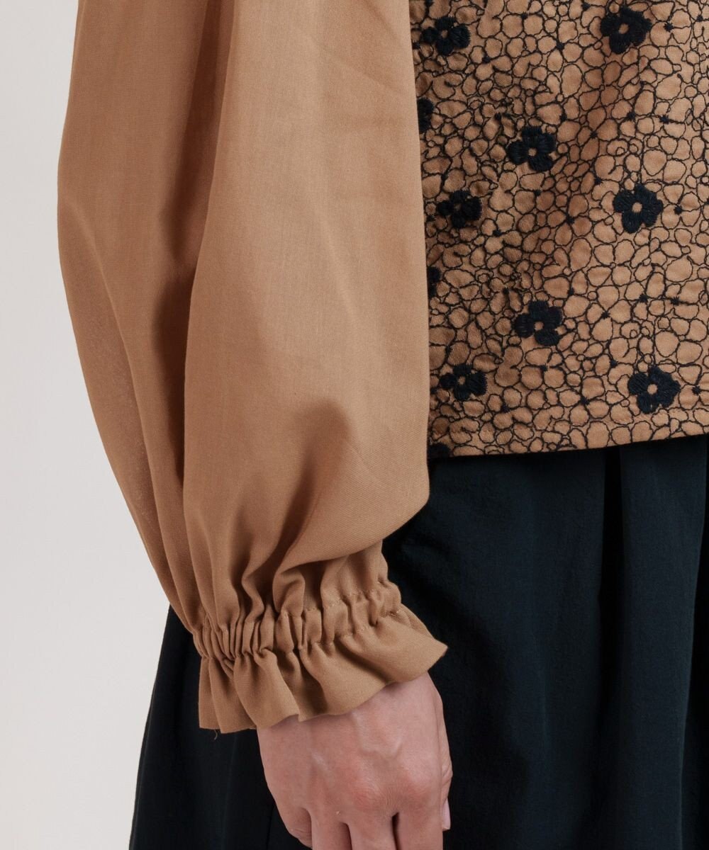 muuc 【手刺繍のような刺繍が美しい】ハイドランジア ブラウス 