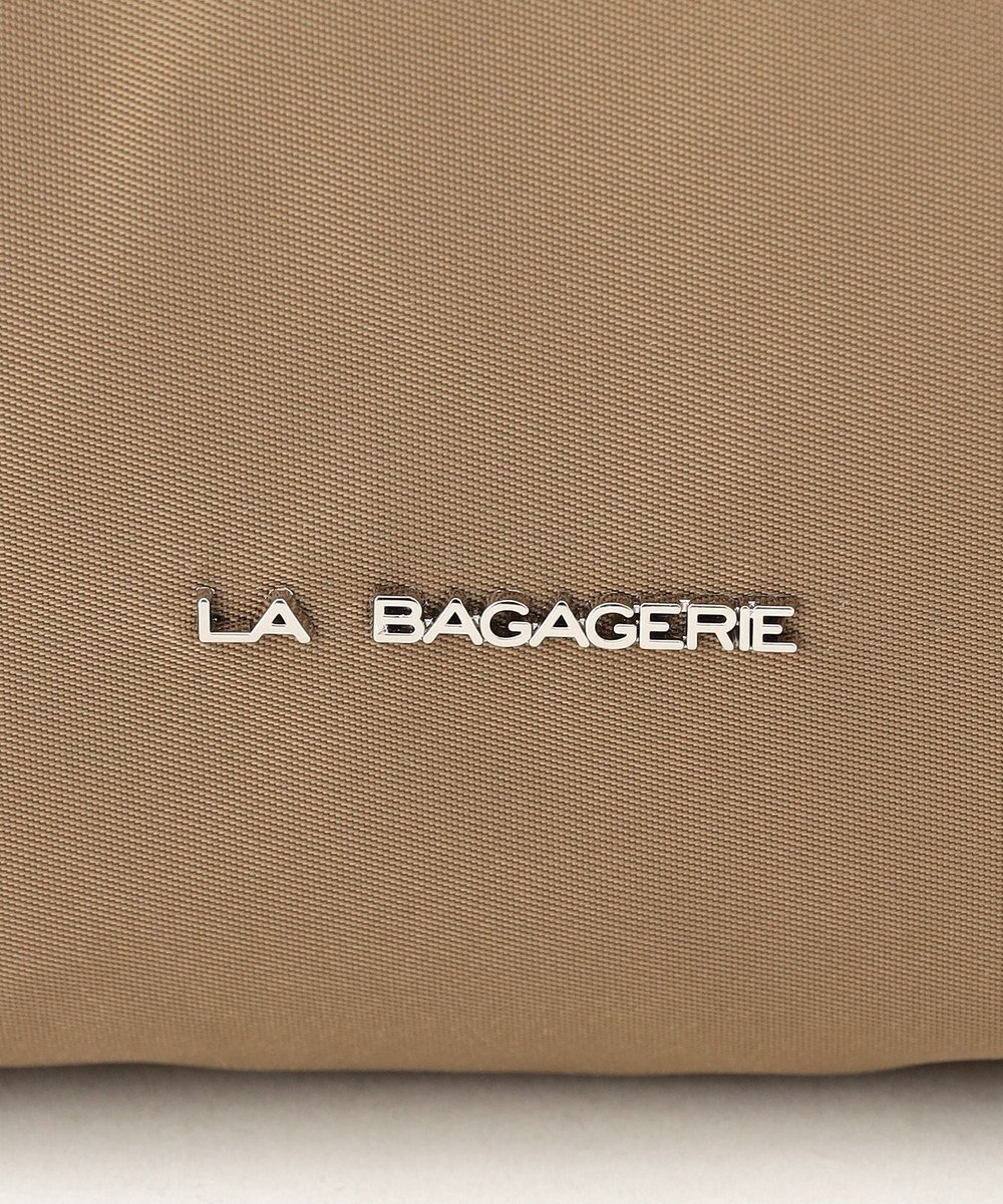 LA BAGAGERIE 多収納ナイロン2WAYショルダー 