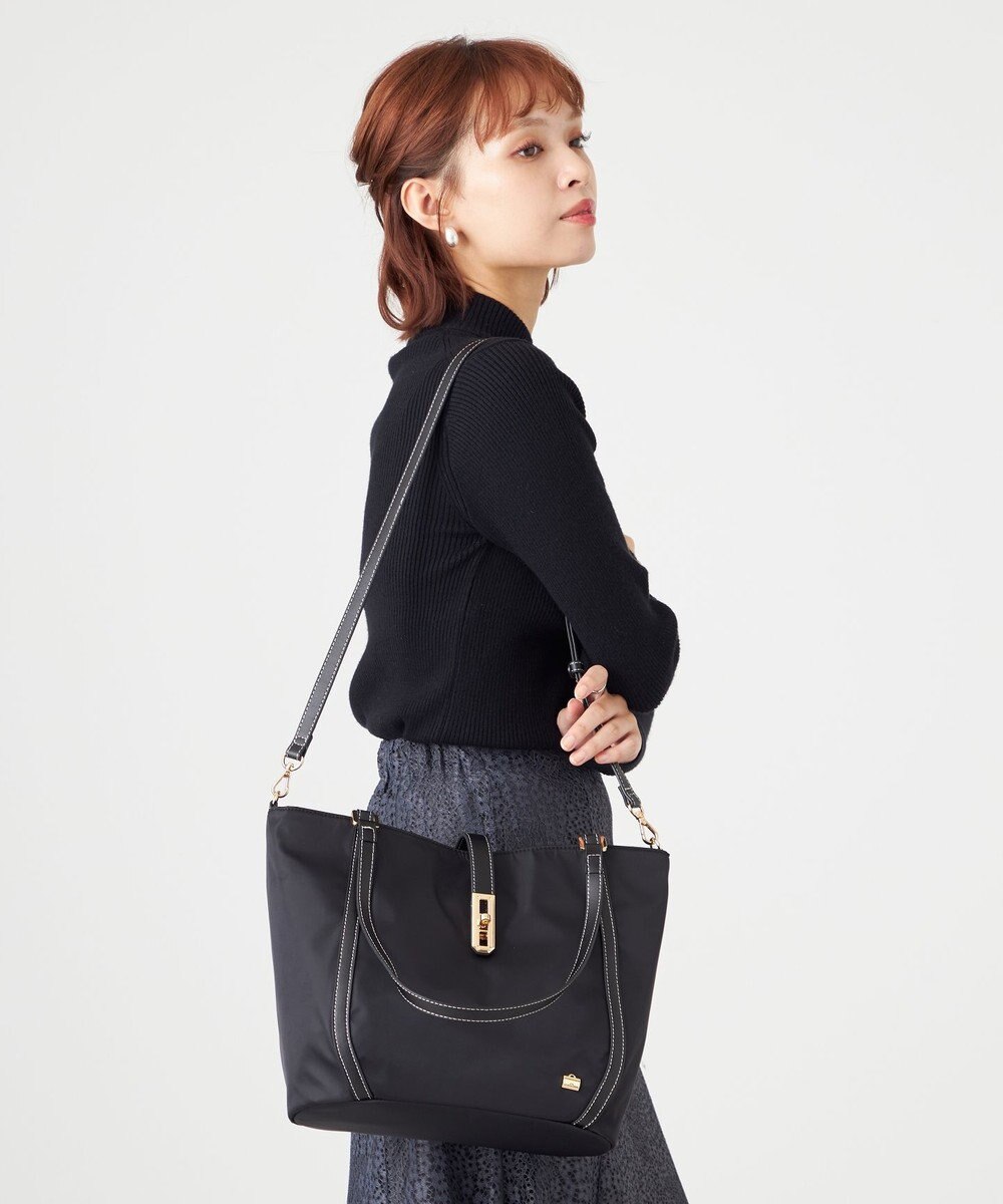 LA BAGAGERIE ひねり金具付きエレガンストート　Mサイズ 