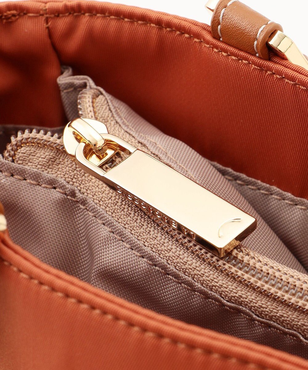 LA BAGAGERIE ひねり金具付きエレガンストート　Sサイズ 