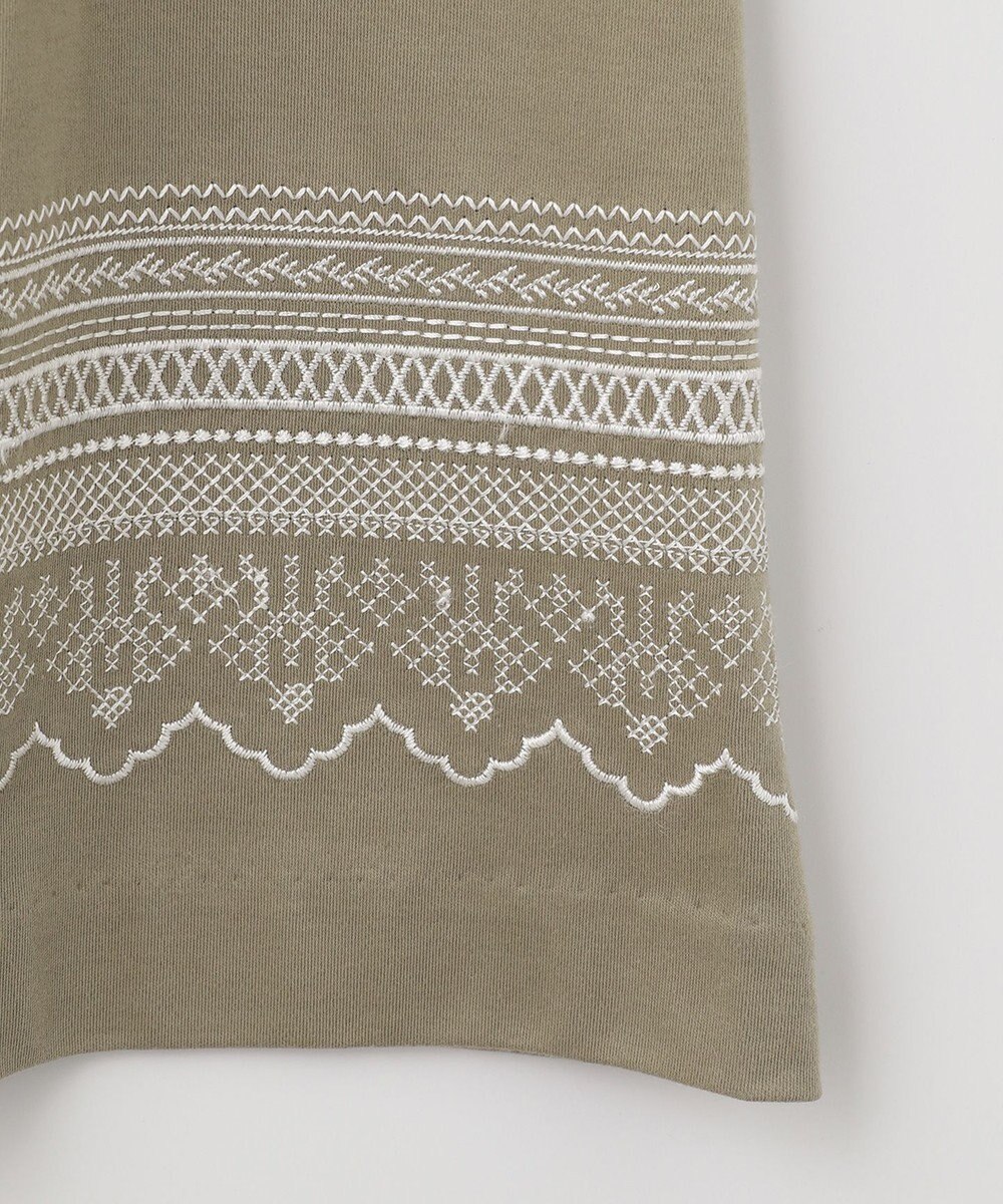 自由区 【洗える】エンブロイダリー チュニック丈カットソー 