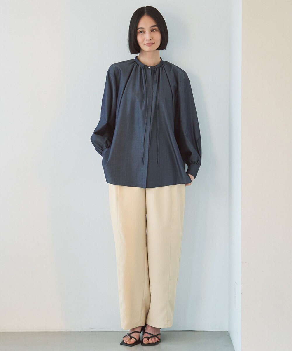UNFILO シャンブレーデニム ギャザーブラウス 