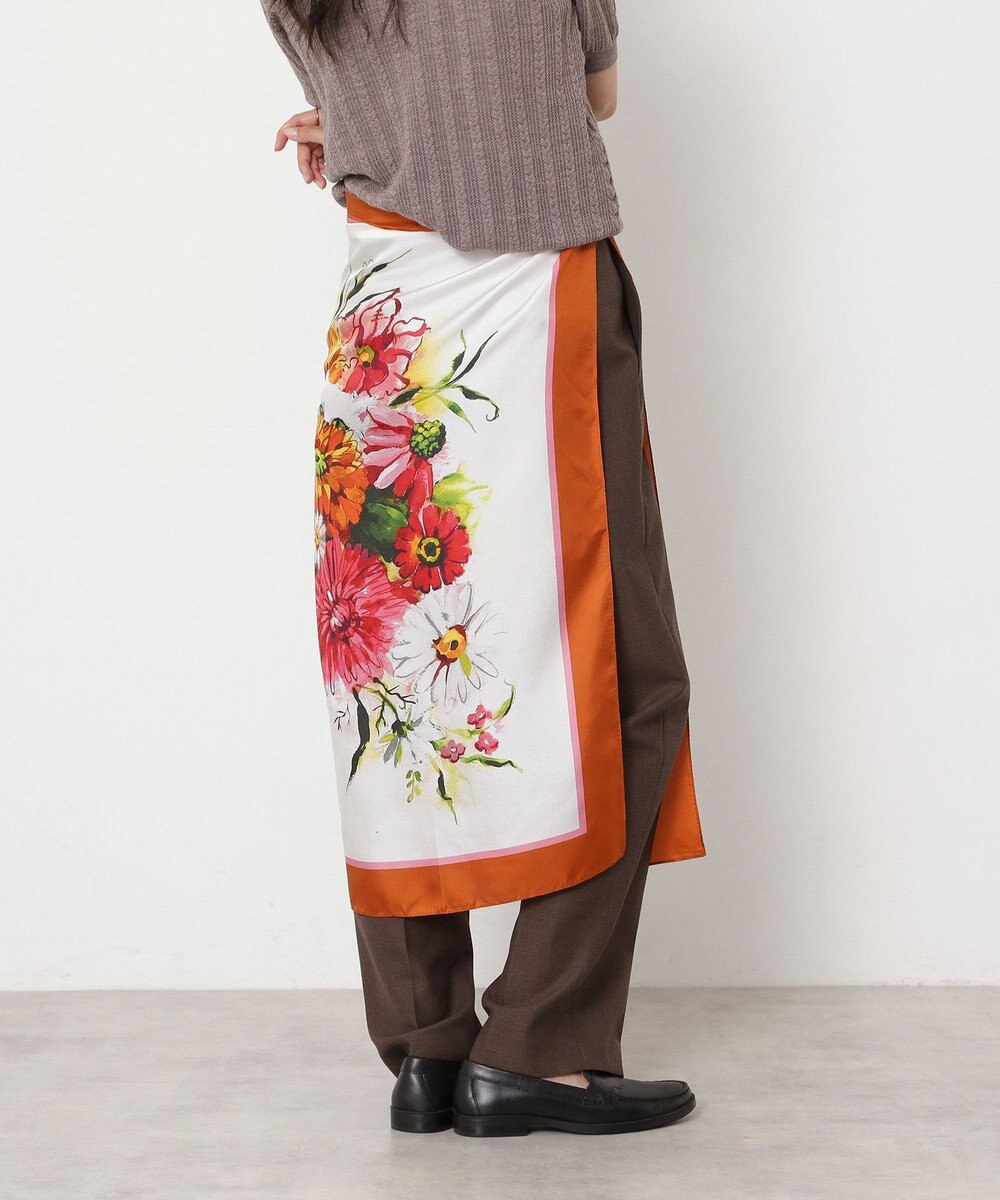 MOONBAT PAUL&JOE ACCESSOIRES(ポール & ジョー) シルクスカーフ 気球 ブーケ 88cm×88cm　手洗いOK 