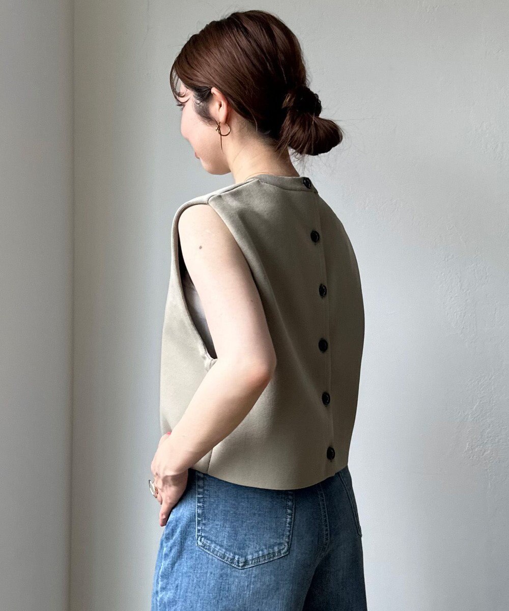 UNFILO フォルムニット クロップドベスト 