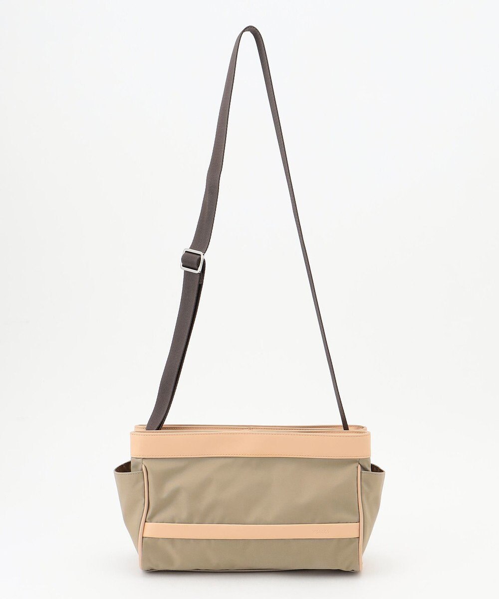 Y'SACCS トラベル ホライズンショルダー 