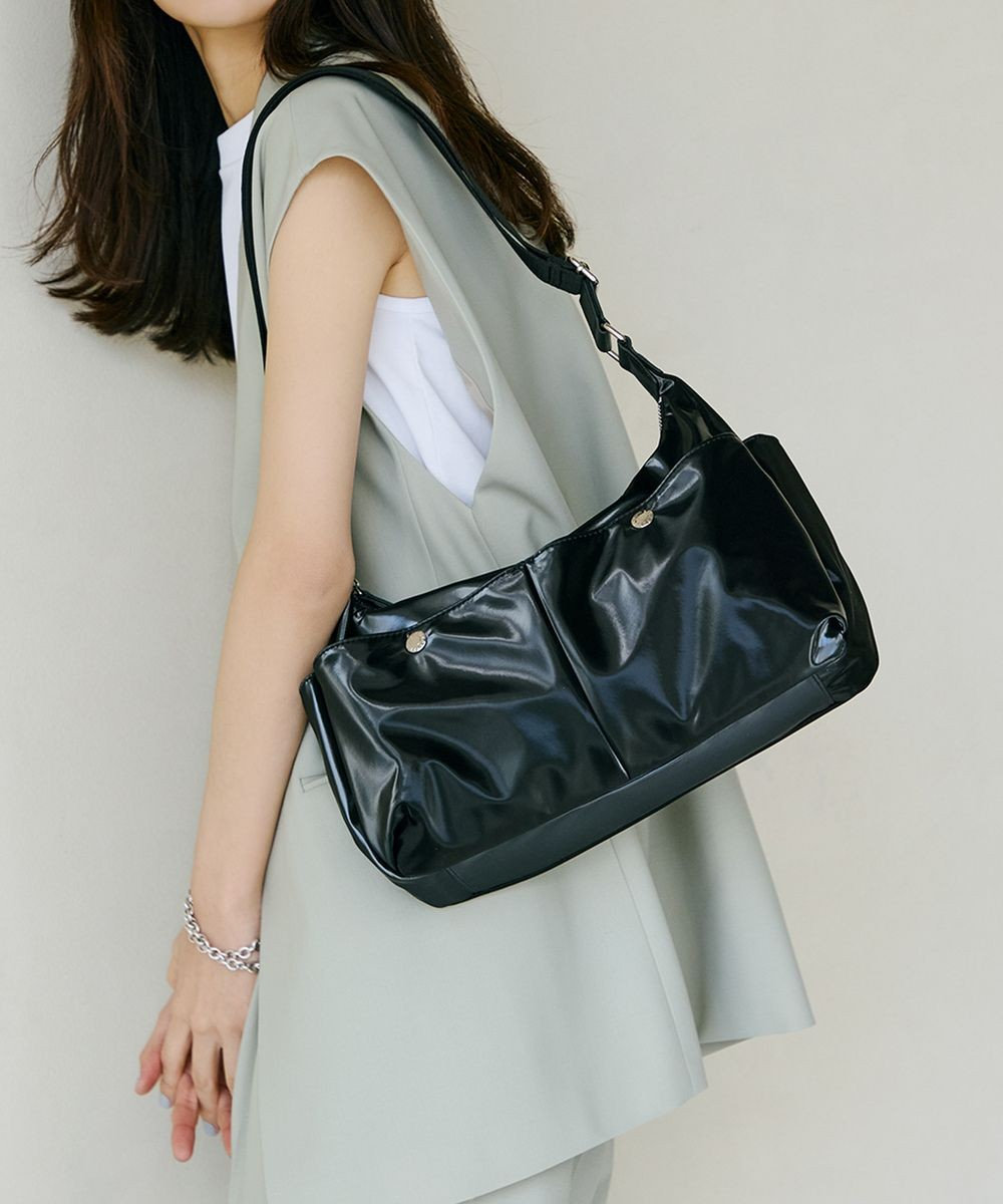 TOPKAPI 【Breath TOPKAPI】【軽量430g】Train 防水ポリエステル ワイド ショルダーバッグ 