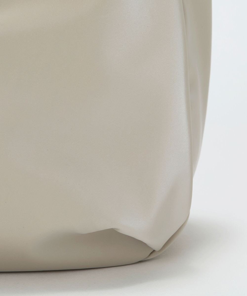 TOPKAPI 【Breath TOPKAPI】【軽量430g】Train 防水ポリエステル ワイド ショルダーバッグ 