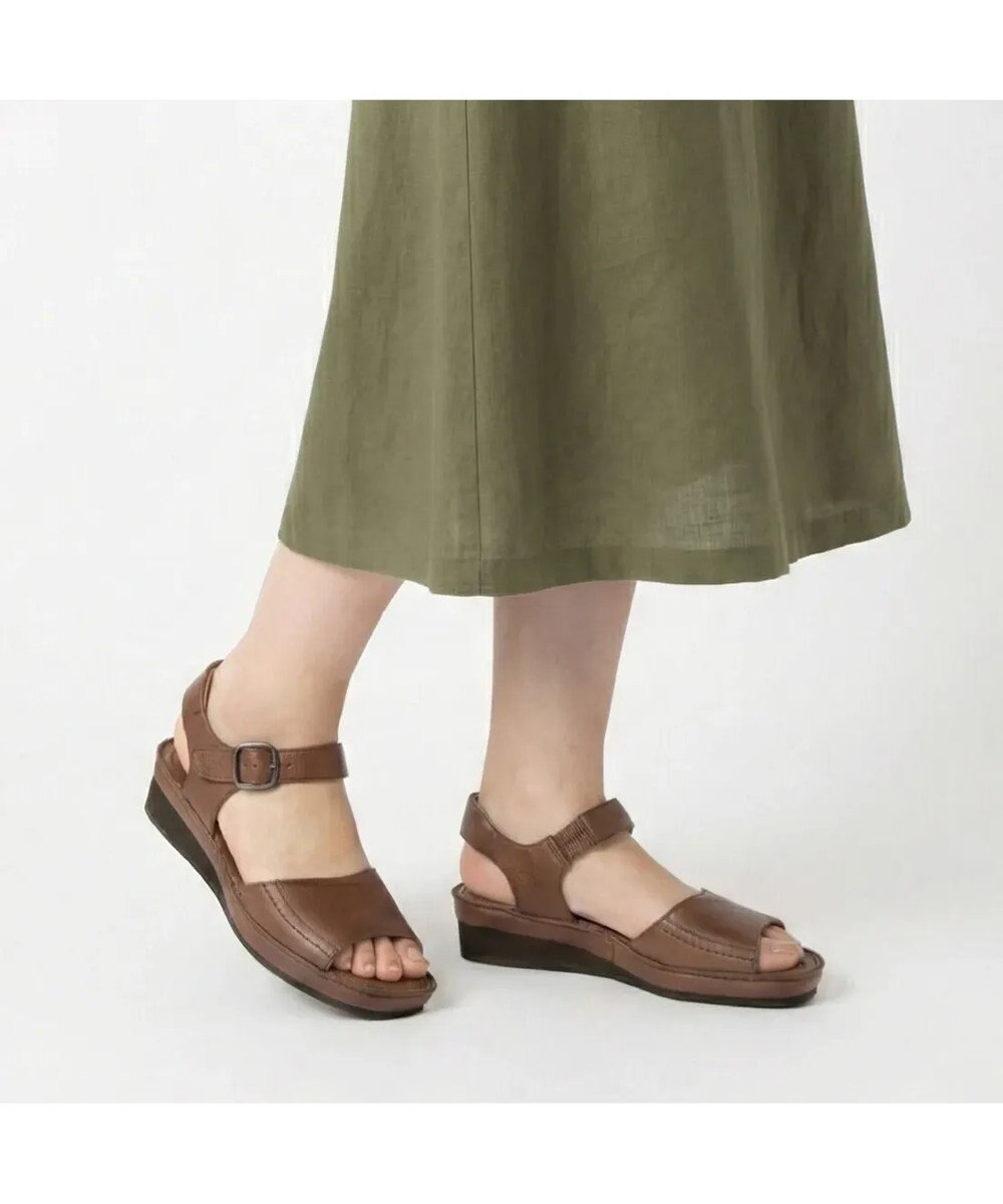 ing <ing>【WEB限定】【サスティナブル】ウエッジヒールレザーサンダル 