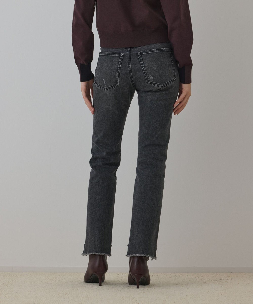 GRACE CONTINENTAL ラインスリムデニムパンツ 