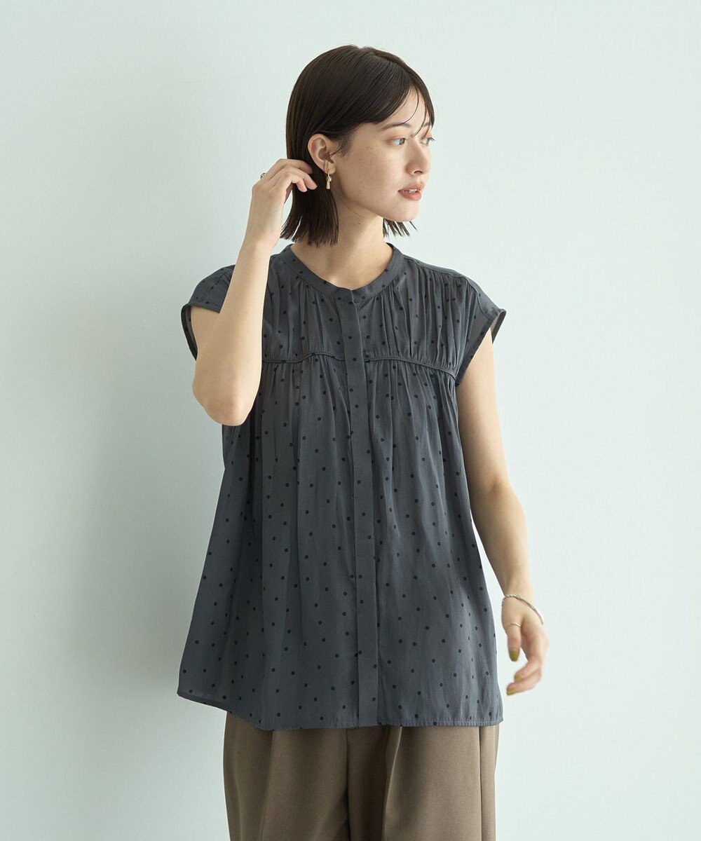 YECCA VECCA ドット柄ギャザーブラウス 