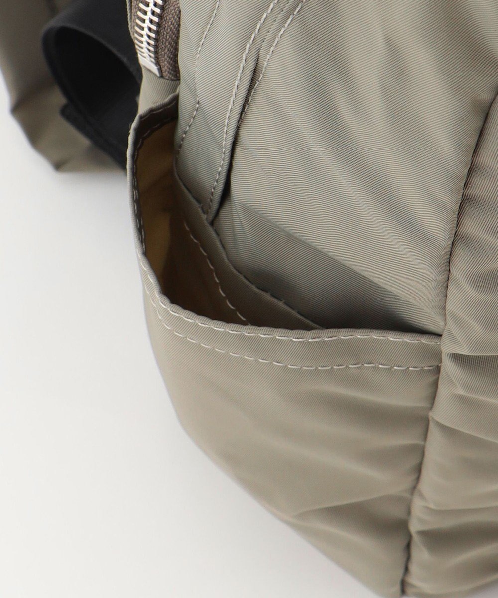 Y'SACCS フロントポケットベーシックリュック 