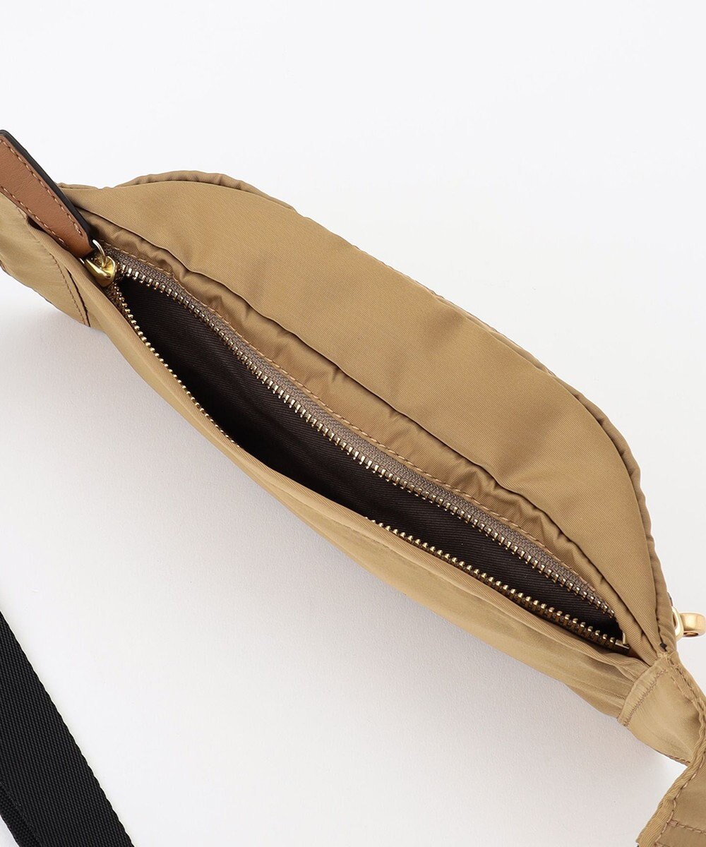 23区 ORSETTO ナイロンツイル ボディ バッグ 