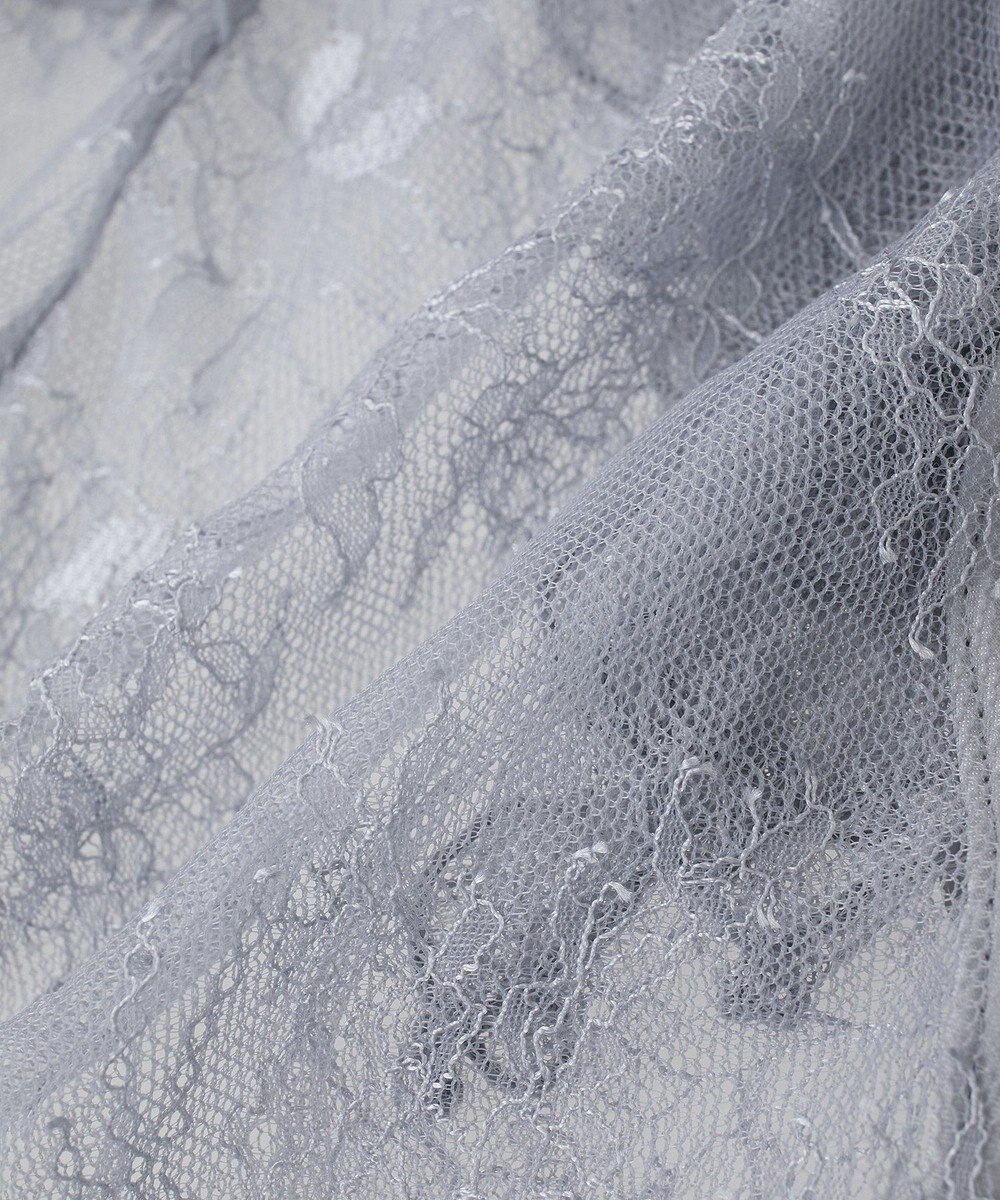 earth music&ecology ＳＥＴ２点ラッフルレースブラウス＋キャミソール 